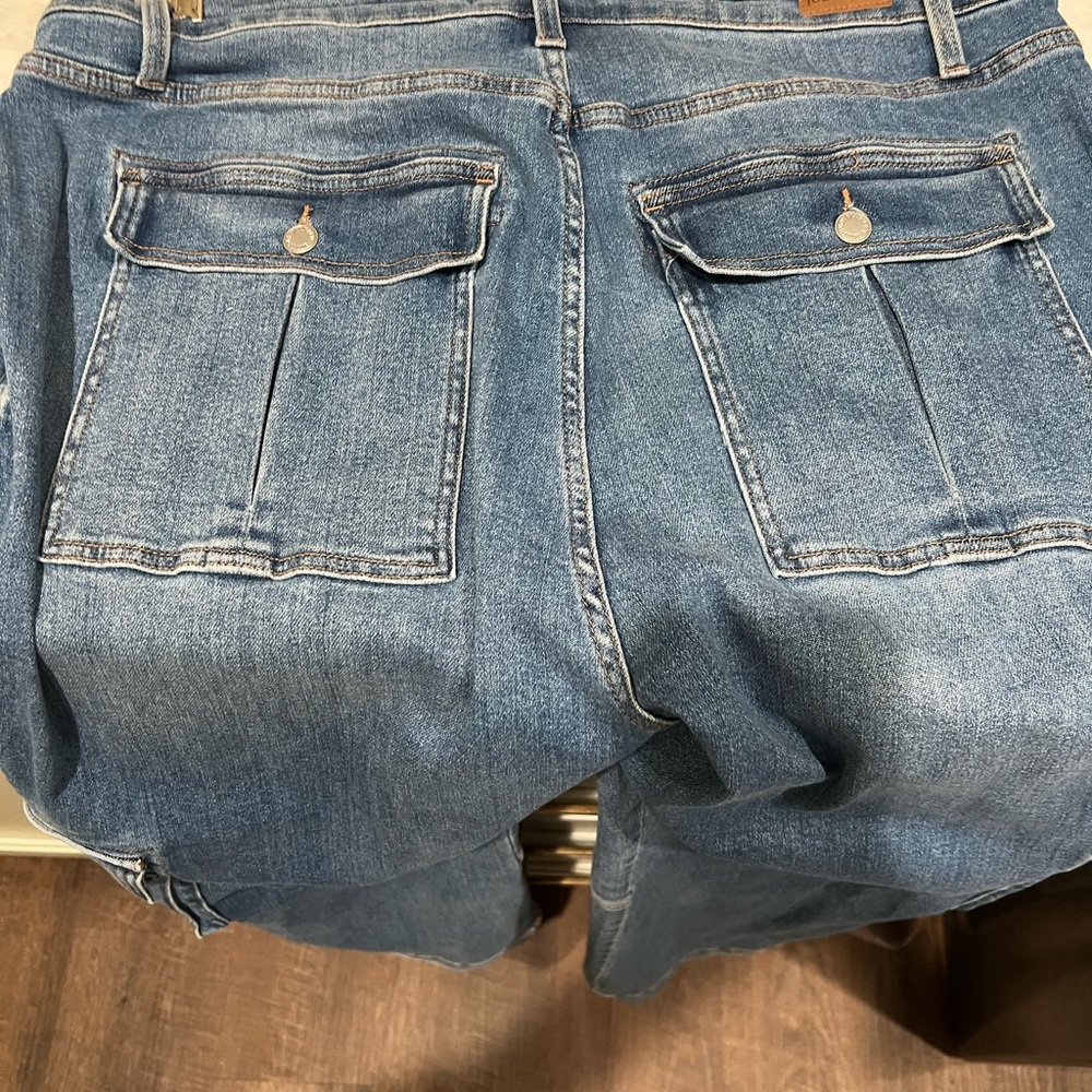 Judy Blue Wide Leg Cargo Style - Picture 4 of 9